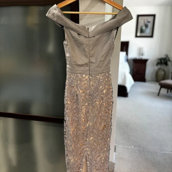 Missguided Lace Barbot Midi Dress - Gray Size 0 - Picture 4 of 13